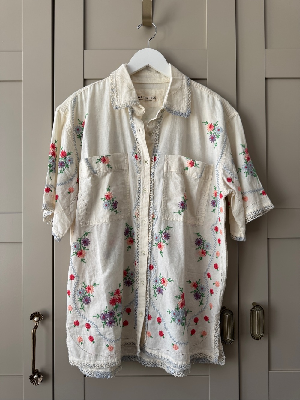 Free People We The Free Emma Ivory Floral Embroidered Top Laidback Button-down